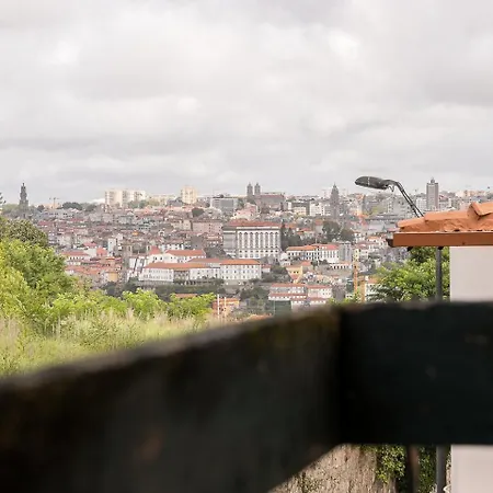 Guestready - Retreat With Stunning Cityscape Апартаменты *